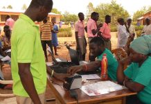 Sierra leone: pas de résultats, mais des partis revendiquent leur avance