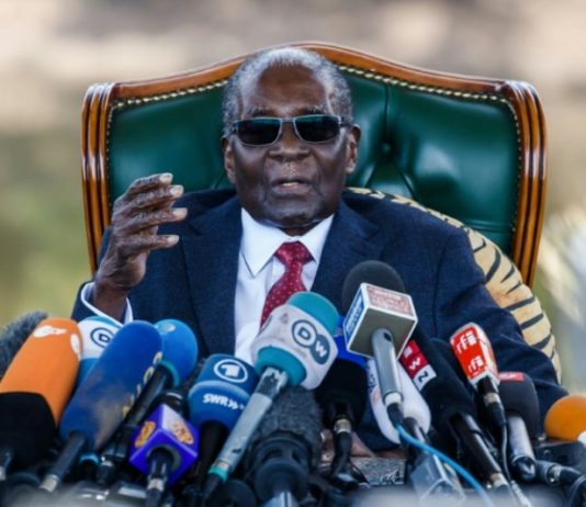 Zimbabwe: une valise de cash dérobée à l’ex-président Mugabe