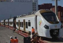Sénégal: Macky Sall a réceptionné le Train Express Régional