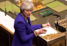 GB: trois secrétaires d’Etat démissionnent en désaccord avec May sur le Brexit