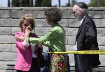 Fusillade dans une synagogue californienne: un mort et trois blessés (maire)