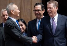 Etats-Unis: Trump lance la procédure pour taxer le reste des importations de Chine