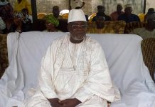 Guinée: le kountigui de la Basse Côte dit avoir refusé de l’argent pour soutenir le projet de 3ème mandat