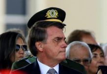 Feux en Amazonie: Bolsonaro accepte finalement une aide financière de l’étranger