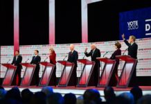 Primaire démocrate: les candidats s’écharpent sur l’argent en politique