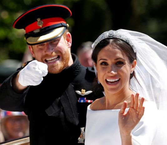 Harry et Meghan renoncent à leurs titres royaux