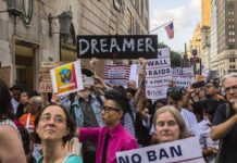 Etats-Unis: La Cour suprême valide le statut de 700.000 jeunes migrants, contre l’avis de Trump