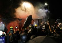 Etats-Unis: Plusieurs villes américaines touchées par des affrontements entre manifestants et policiers