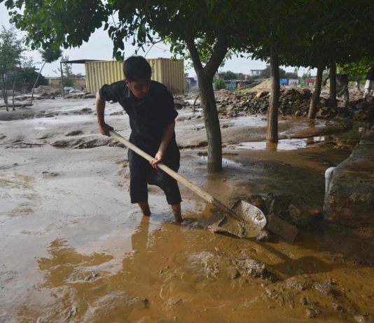 Afghanistan: une ville ravagée par une crue éclair, au moins 72 morts