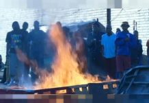 Afrique du Sud: des scènes de violences suite à l’incarcération de l’ex-président Zuma.