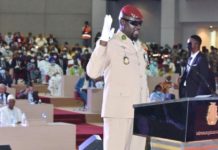 Guinée: le chef de la junte a prêté serment comme président de transition