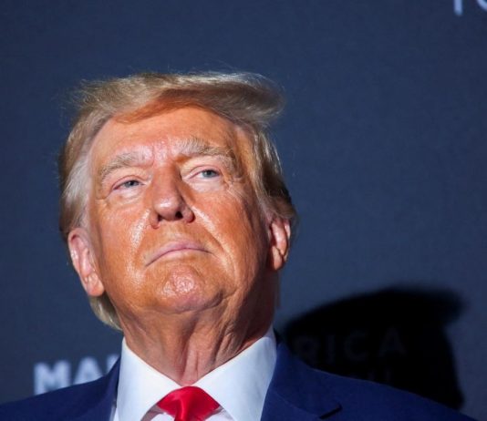 Etats-Unis: Donald Trump sera jugé à Washington en mars 2024
