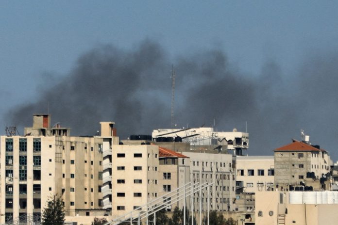 Au moins 500 morts dans un raid visant un hôpital de Gaza, Israël nie toute responsabilité