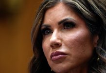 Etats-Unis: la Secrétaire d’Etat à la Sécurité intérieure limogée.