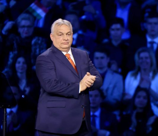Le Premier ministre hongrois Viktor Orbán essuie une défaite historique